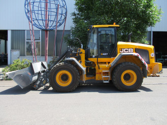 JCB Radlader 427 HT Highlift rent