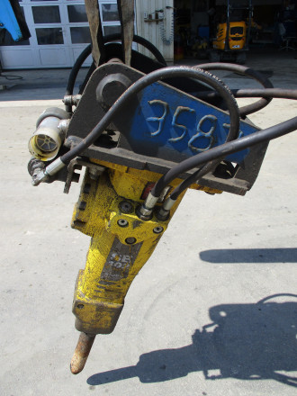 Atlas-Copco Hydraulikhammer SB 102 mieten