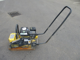 Bomag Vibrationsplatte BVP 10/36 rent