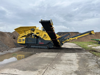 Keestrack K5 Schwerlast-Siebanlage rent
