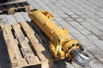 Liebherr R 924 HDSL LIT mieten