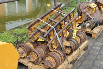 Liebherr LR 622 rent