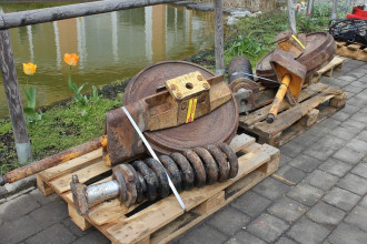 Liebherr LR 622 rent