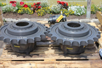 Liebherr R 902 Lit mieten