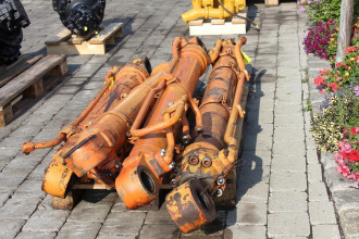 Hitachi FH 200 LC rent