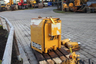 Liebherr A902 mieten