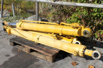 Komatsu PC 240 mieten