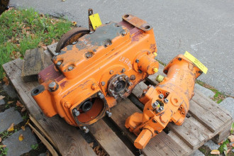 Liebherr A902 mieten