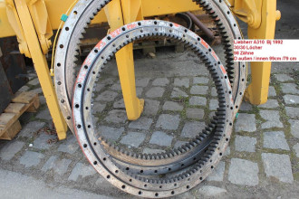Liebherr A 310 rent