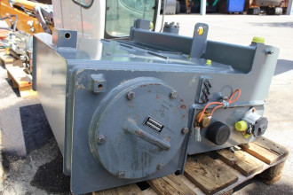 Liebherr R 924 compact rent