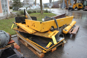 Liebherr R 914 C mieten