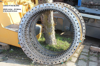 Liebherr R 932 Lit rent