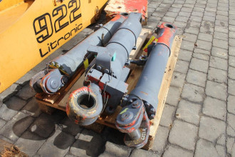 Liebherr LR 622 rent