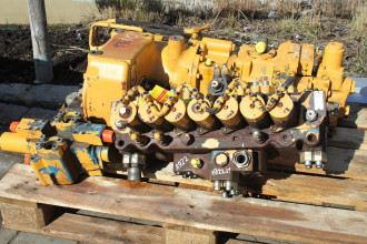 Liebherr A 922 LIT rent