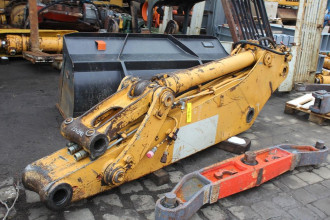 Liebherr A922 LIT rent