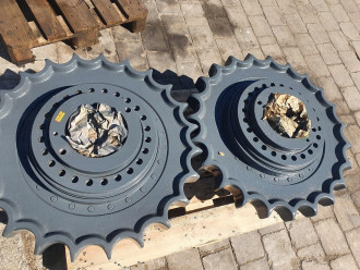 Liebherr R 942 mieten