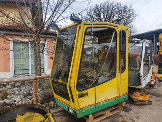 Liebherr R 942 mieten