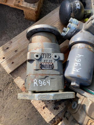 Liebherr FMF 064 aus R 964 rent