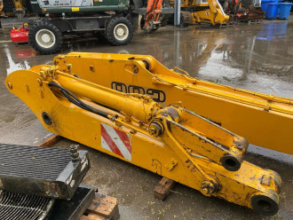 Liebherr A902 LIT rent