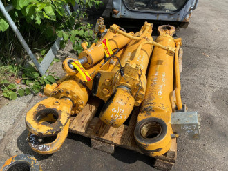Liebherr L 564 rent