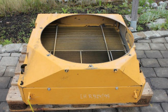 Liebherr R 924 HDSL rent