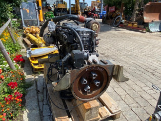 CNH F4HE9684H aus New Holland E 305 rent