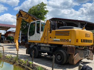 Liebherr A924 C LIT rent