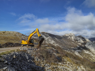 Kettenbagger JCB 370X NLC mieten