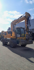 Liebherr A914 Compact