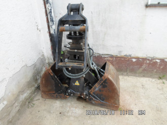 Kinshofer Zweischalengreifer C08V-40 rent