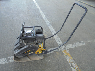 Bomag Vibrationsplatte BP 20/50 rent