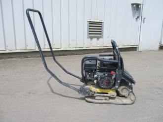 Bomag Vibrationsplatte BP 10/35 rent