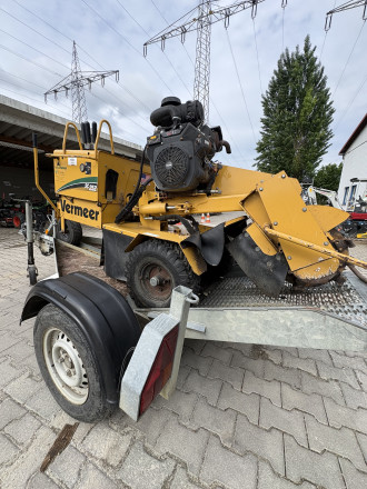Vermeer Baumstumpffräse SC 252 mit Anhänger mieten