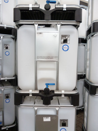 300 Liter IBC Container Neu Lebensmittelecht Wassertank mieten