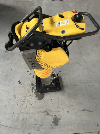 Bomag Vibrationsstampfer BT 65 mieten