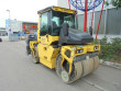Bomag Tandemwalze BW 154 AP-4 mit Präzisionsstreuer