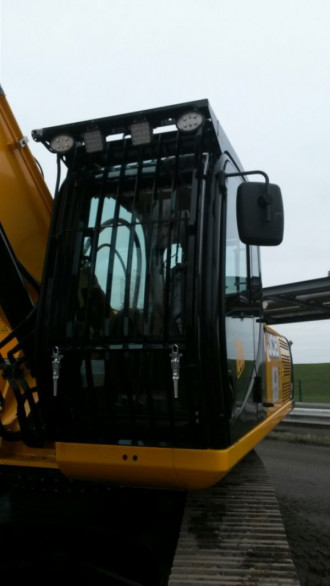 Wolf JCB Kabinenschutz Abbruchgitter Cabin protection mieten