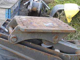 Hammerplatte Volvo S6 mieten