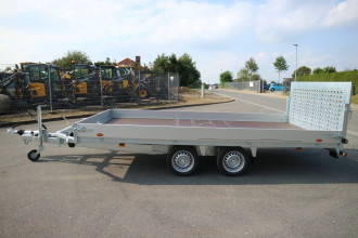 Böckmann Transporter für Maschinen mieten