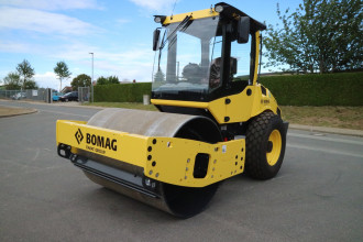 BOMAG BW 177 D-5 rent