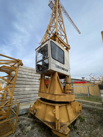 Liebherr 180 EC-H Turmdrehkran Obendreher rent
