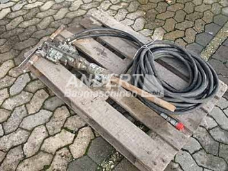 Hydraulischer Abbruchhammer NPK mieten