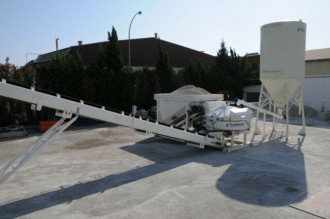 Betontankstelle Frumecar Fastmix mieten