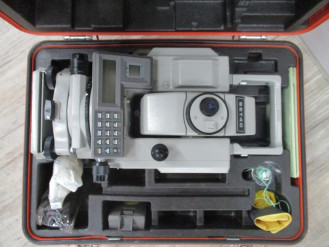 Sokkia Theodolit Totalstation Set 4C mieten