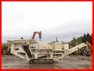 Backenbrecher mobil Metso LT 100 mit Hammer im Bunker mieten