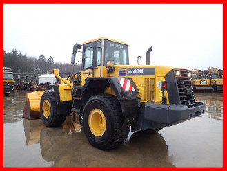 Radlader Komatsu WA 400-5H mieten