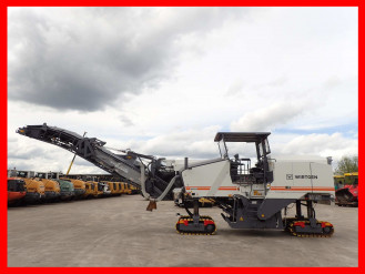 Asphaltfräße Wirtgen W 210 rent