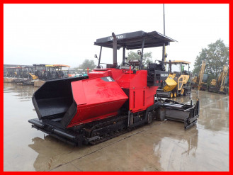 Asphaltfertiger Volvo ABG Titan 6820 EPM rent