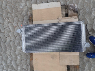 Wasserkühler Caterpillar 926 M mieten