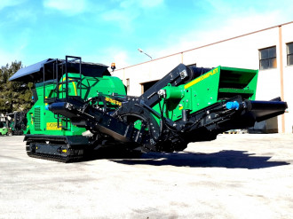 Raupenmobiler Backenbrecher | Brechanlage auf Raupenfahrwerk mieten
